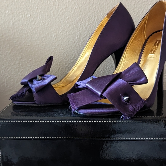 Heels - Picture 6 of 6